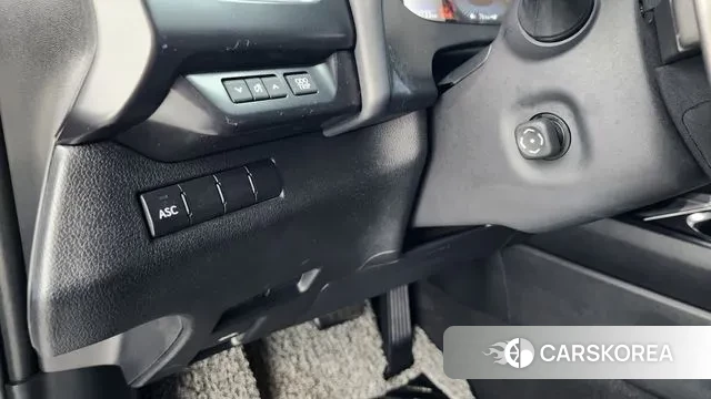 Lexus UX300e 2022 Серебристо-серый из Кореи, фото 5