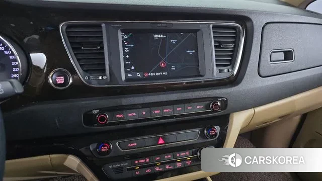 Kia The New Carnival 2019 Черный из Кореи, фото 5