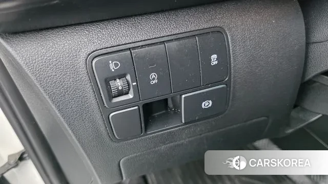 Hyundai Staria 2022 Белый из Кореи, фото 5