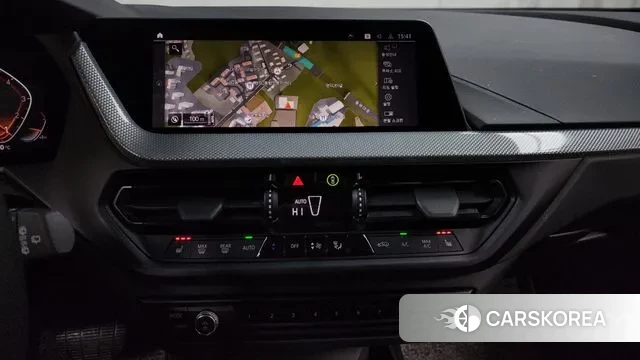 BMW 1 Series (F40) 2021 Белый из Кореи, фото 5