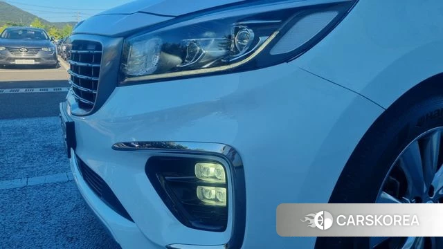 Kia The New Carnival 2018 Белый из Кореи, фото 5