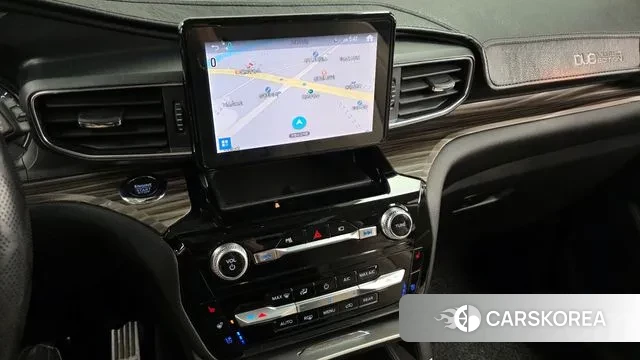 Ford Explorer 6th Generation 2022 Белый из Кореи, фото 5