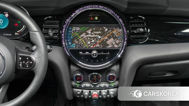Mini Cooper 2022 Жемчужный цвет из Кореи, фото 5