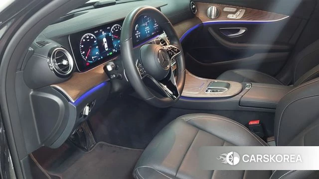 Mercedes-Benz E-Class W213 2021 Черный из Кореи, фото 5