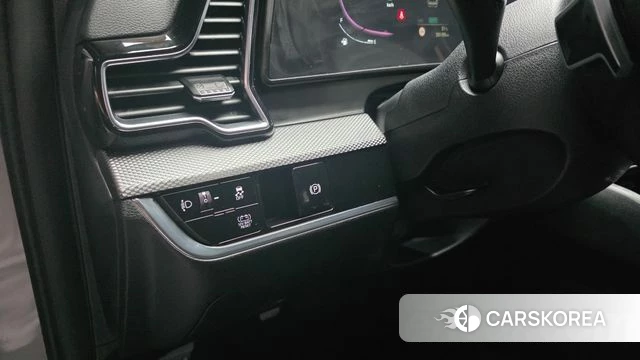 Kia Sportage 5th Generation Hybrid 2023 Серебристо-серый из Кореи, фото 5