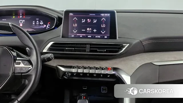 Peugeot 3008 second generation 2021 Белый из Кореи, фото 5