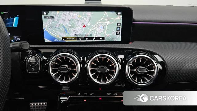 Mercedes-Benz A-Class W177 2022 Белый из Кореи, фото 5