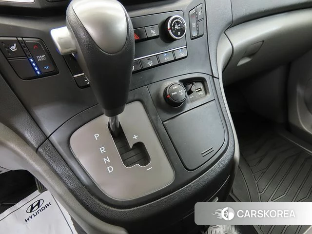 Hyundai The New Grand Starex 2019 Желтый из Кореи, фото 5