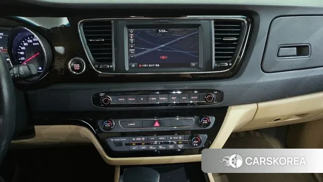 Kia The New Carnival 2018 Белый из Кореи, фото 5