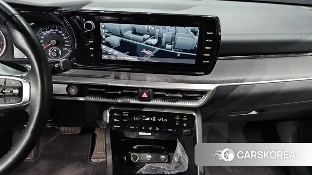 Kia K5 3rd generation 2023 Белый из Кореи, фото 5