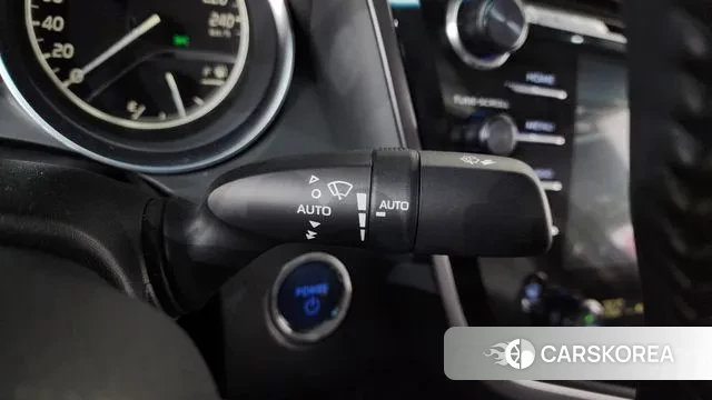 Toyota Camry (XV70) 2019 Белый из Кореи, фото 5