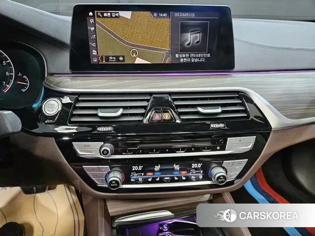 BMW 5 Series (G30) 2019 Белый из Кореи, фото 5