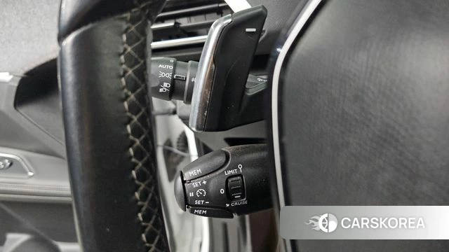 Peugeot 5008 second generation 2018 Белый из Кореи, фото 5