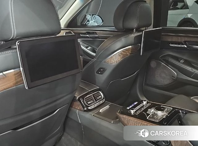 Genesis G90 id 4600096 из Кореи 5