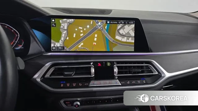 BMW X7 (G07) 2021 Белый из Кореи, фото 5