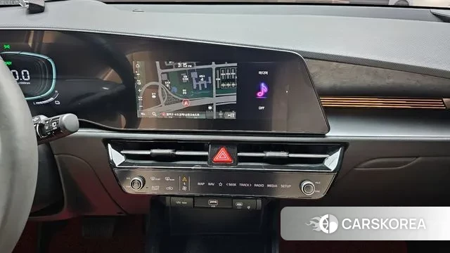 Kia Di Ol Nu Niro 2022 Белый из Кореи, фото 5