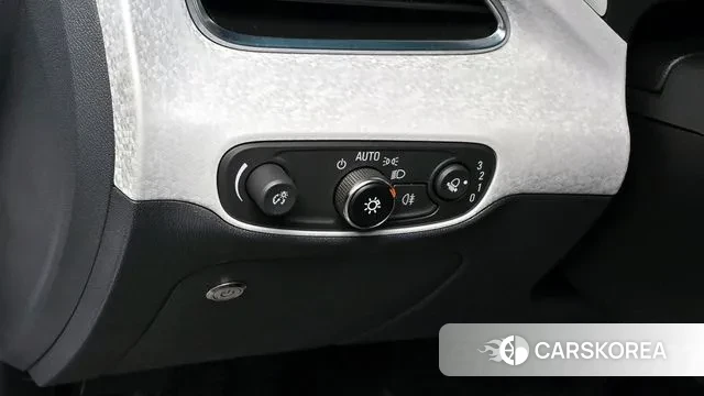 Chevrolet (GM Daewoo) Bolt EV 2018 Белый из Кореи, фото 5