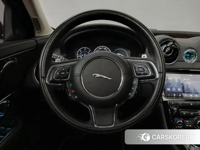 Jaguar All New XJ 2019 Черный из Кореи, фото 5