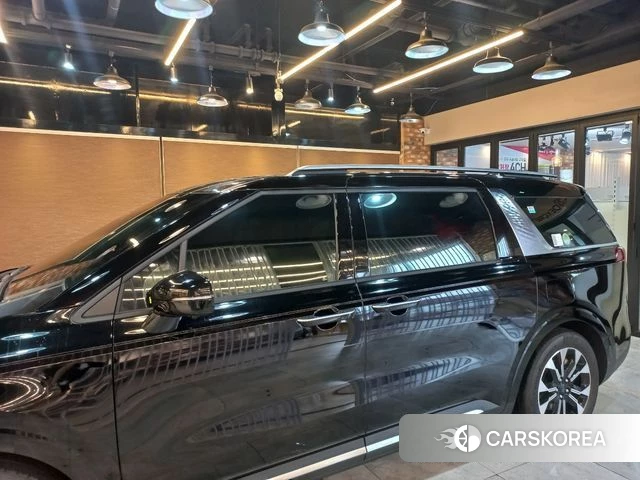 Kia Carnival 4th generation 2021 Черный из Кореи, фото 5