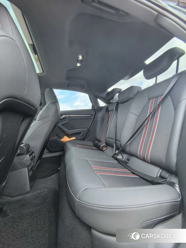 Audi A3 2024 Зеленый из Китая, фото 5