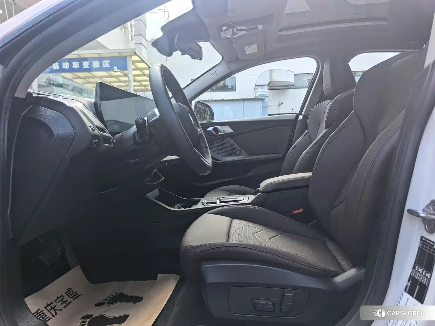 BMW 2 series 2025 Белый из Китая, фото 5
