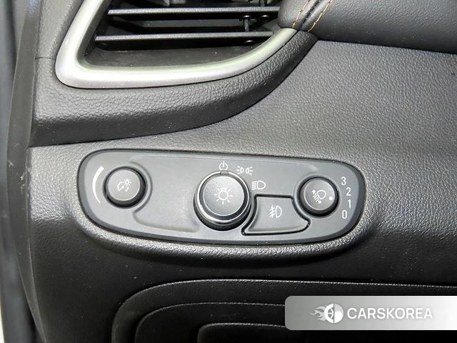 Chevrolet (GM Daewoo) The New Trax 2021 Белый из Кореи, фото 5