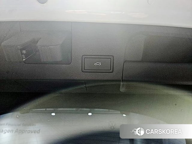 Volkswagen Arteon 2023 Белый из Кореи, фото 5
