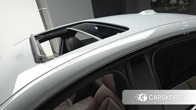 BMW i4 2024 Небесно-голубой из Кореи, фото 5