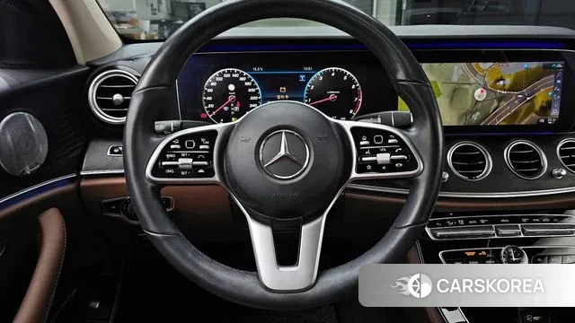 Mercedes-Benz E-Class W213 2020 Белый из Кореи, фото 5