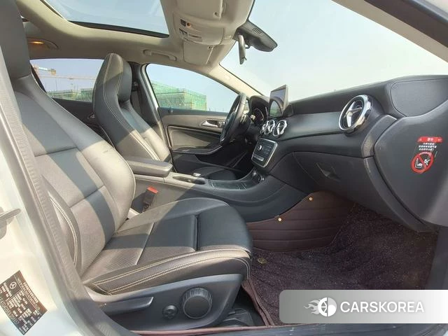 Mercedes-Benz GLA 2018 Белый из Китая, фото 5