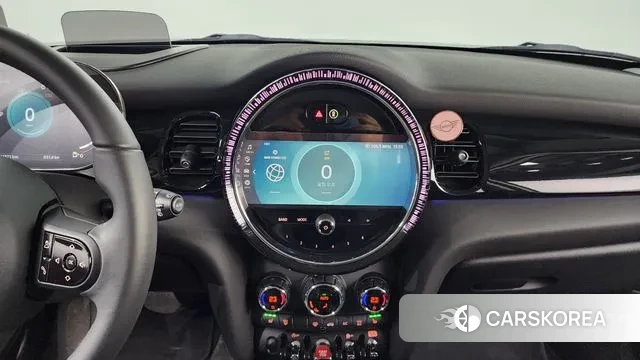 Mini Cooper 2022 Жемчужный цвет из Кореи, фото 5