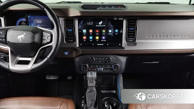 Ford Bronco 6th Generation 2022 Цвет галактики из Кореи, фото 5