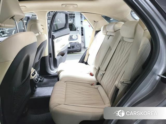 Genesis GV70 2021 Серебристо-серый из Кореи, фото 5