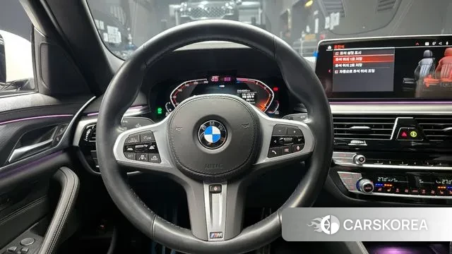 BMW 5 Series (G30) 2022 Белый из Кореи, фото 5