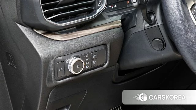 Ford Explorer 6th Generation 2022 Белый из Кореи, фото 5