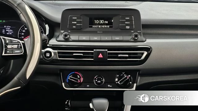 Kia Seltos 2022 Белый из Кореи, фото 5