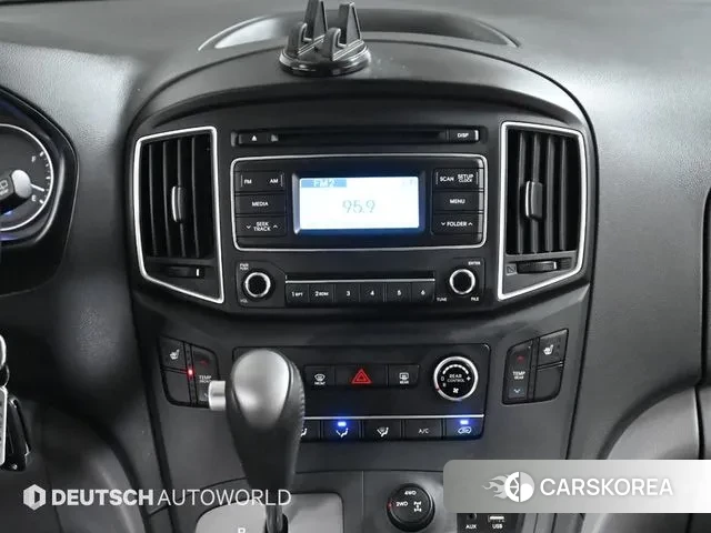 Hyundai The New Grand Starex 2019 Черный из Кореи, фото 5