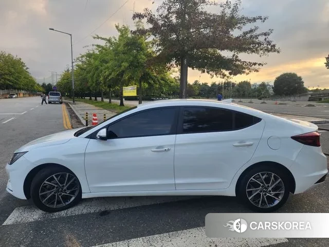 Hyundai The New Avante AD 2018 Белый из Кореи, фото 5