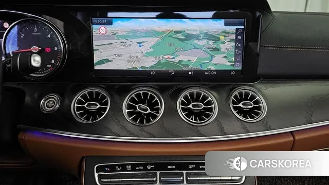 Mercedes-Benz E-Class W213 2018 Белый из Кореи, фото 5