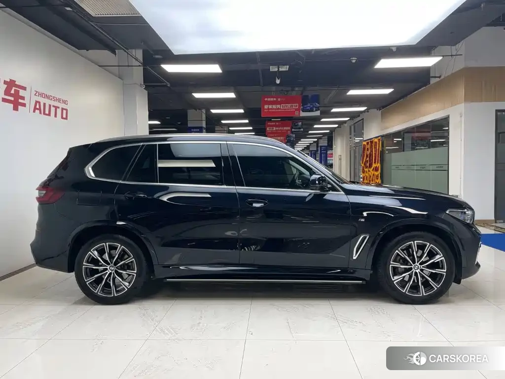 BMW X5 2023 Черный из Китая, фото 5