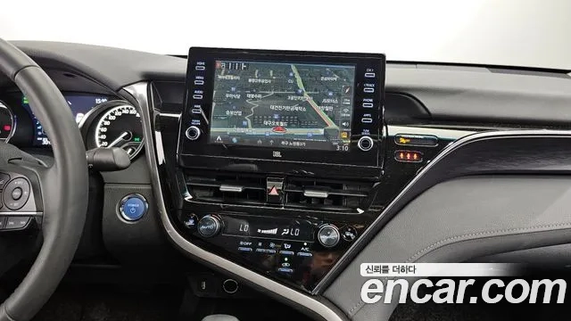 Toyota Camry (XV70) 2024 Белый из Кореи, фото 5