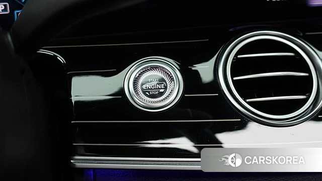 Mercedes-Benz E-Class W213 2021 Черный из Кореи, фото 5