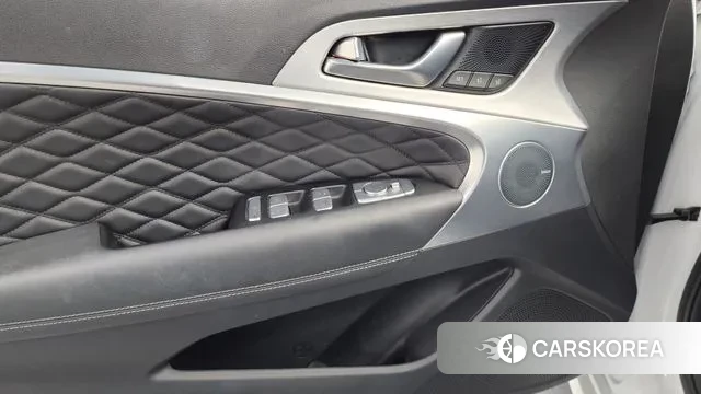 Genesis G70 2019 Белый из Кореи, фото 5