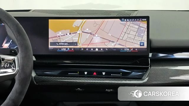 BMW 5 Series (G60) 2025 Белый из Кореи, фото 5