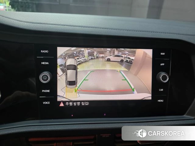 Volkswagen 7th Generation of Jetta 2024 Белый из Кореи, фото 5