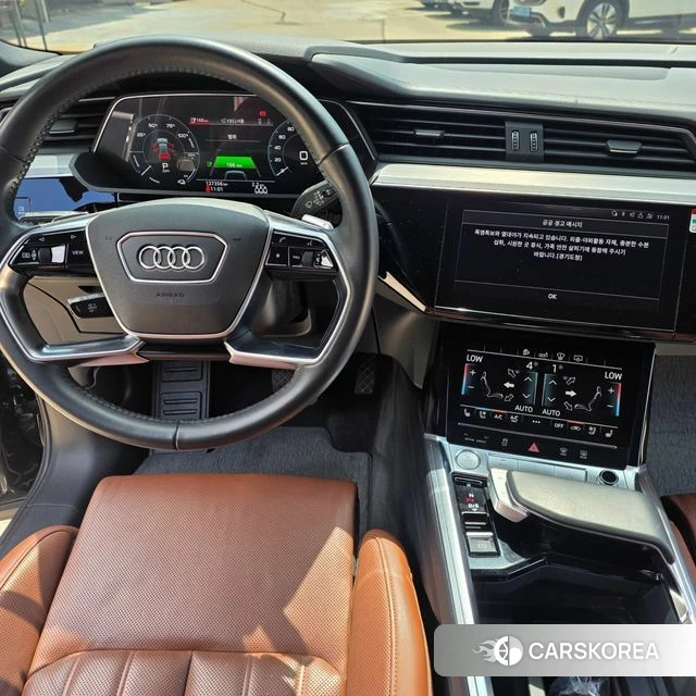 Audi e-Tron 2020 Черный из Кореи, фото 5