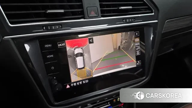 Volkswagen Tiguan Allspace 2023 Белый из Кореи, фото 5