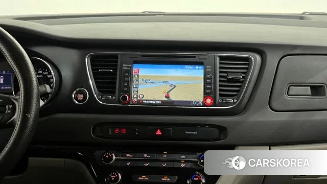 Kia All New Carnival 2018 Белый из Кореи, фото 5