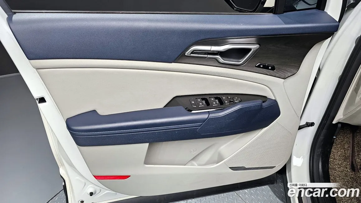 Kia Sportage 5th Generation 2023 Белый из Кореи, фото 5