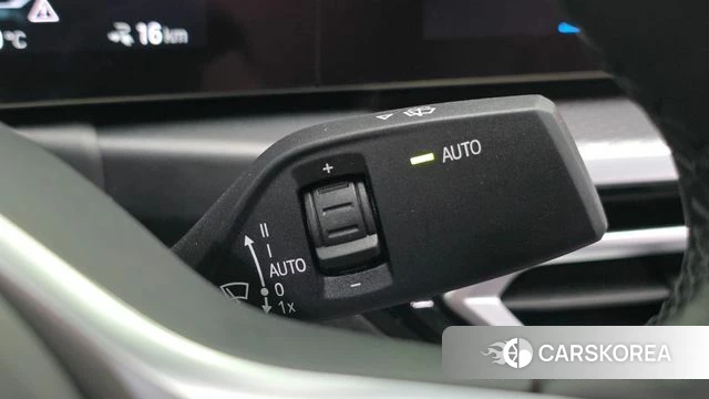 BMW i4 2023 Синий из Кореи, фото 5